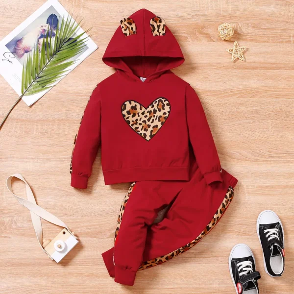 2 piece Toddler Girl Leopard Print Heart Pattern Hoodie Sweatshirt and Pants Set