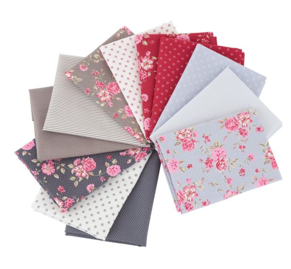 Assortiment de tissus Rosenborg 12 coupons de 48 x 48 cm