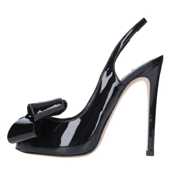 Décolleté slingback spuntato in vernice