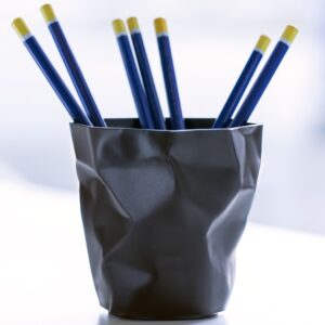 Essey Black Pen Pen Desktop Pen Pot