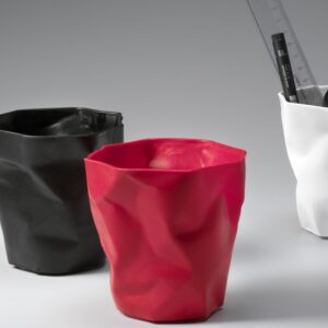 Essey Red Pen Pen Desktop Pen Pot